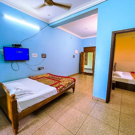 Royal Castle Residency Apartment Пондичери Екстериор снимка