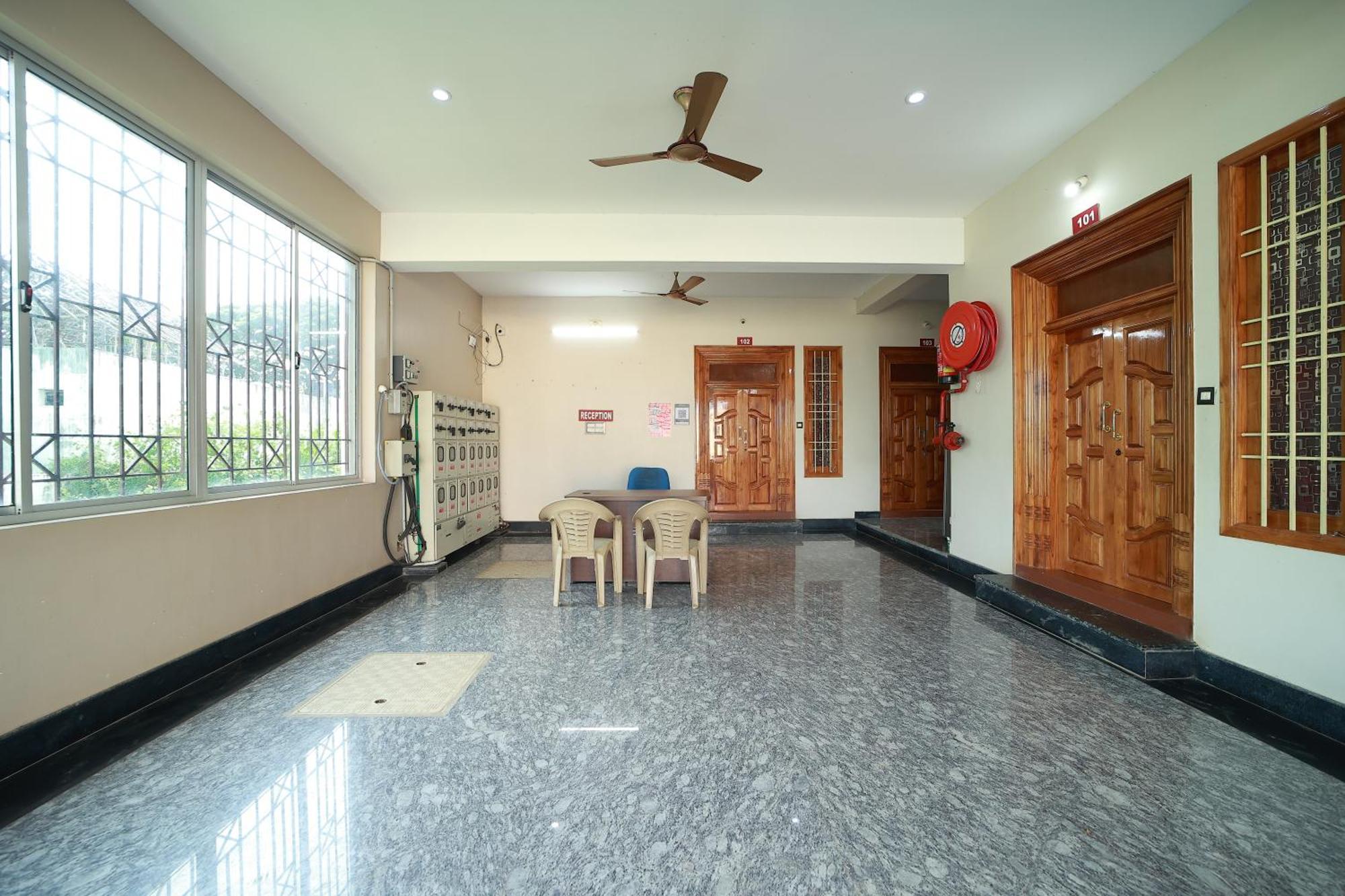 Royal Castle Residency Apartment Пондичери Екстериор снимка