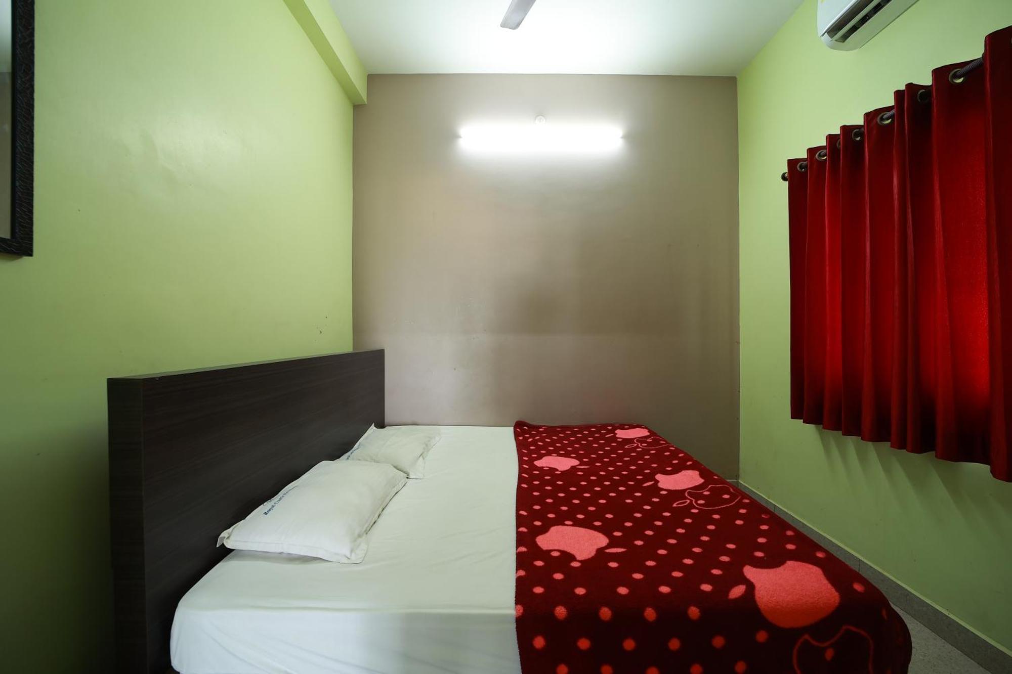 Royal Castle Residency Apartment Пондичери Екстериор снимка