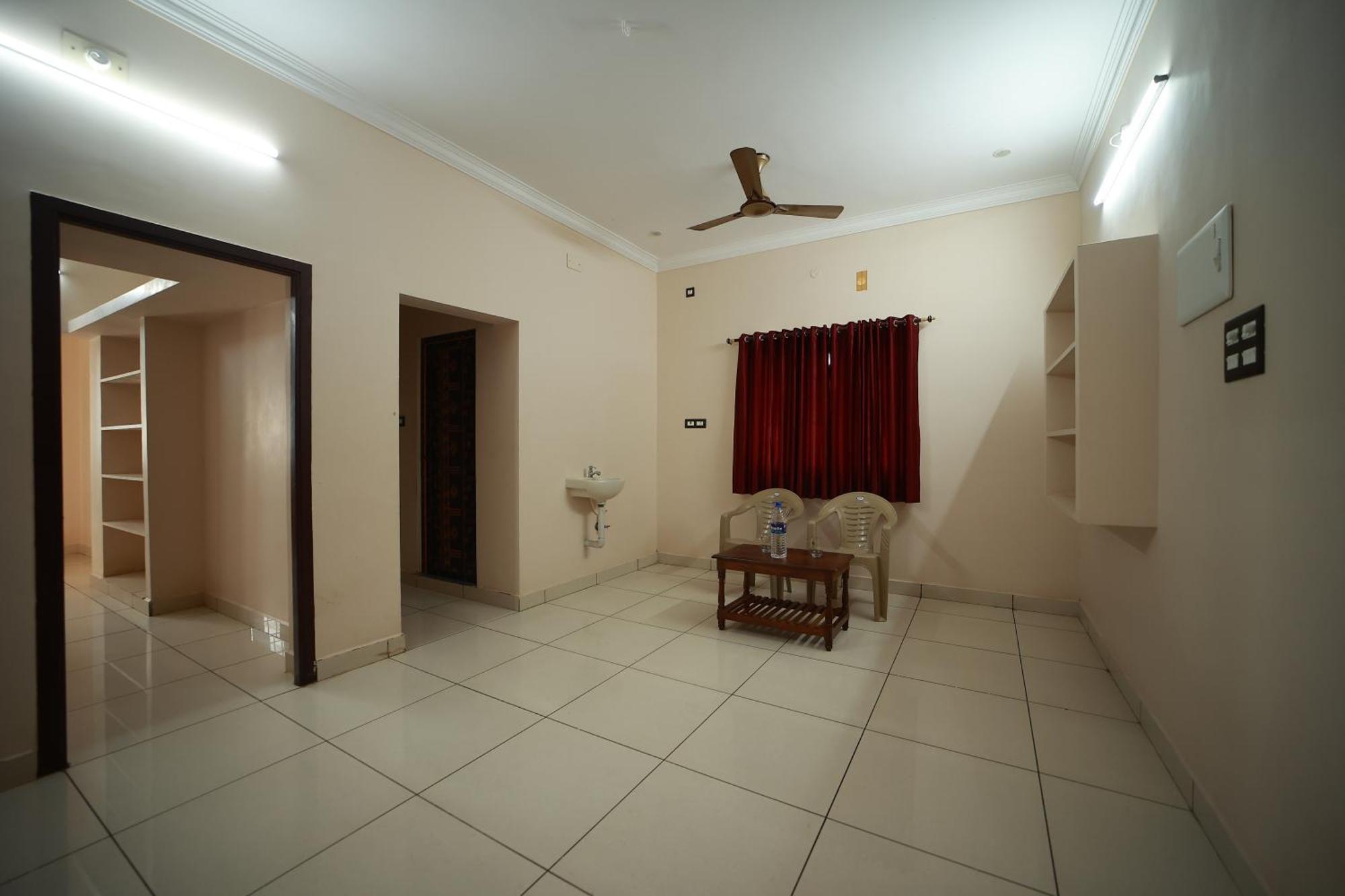 Royal Castle Residency Apartment Пондичери Екстериор снимка