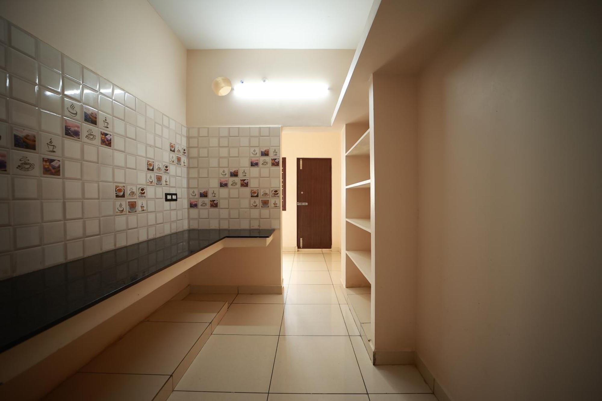 Royal Castle Residency Apartment Пондичери Екстериор снимка