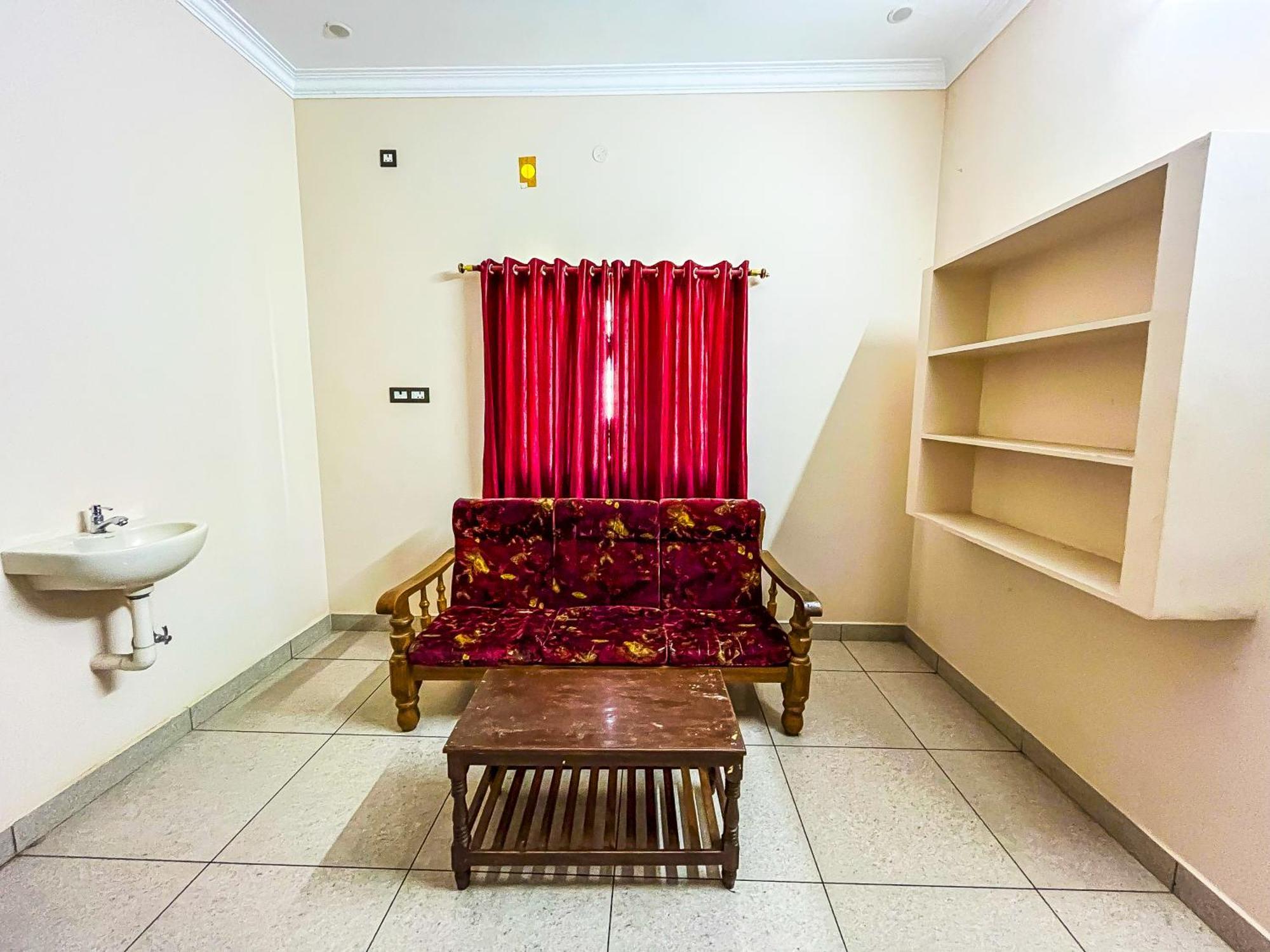 Royal Castle Residency Apartment Пондичери Екстериор снимка