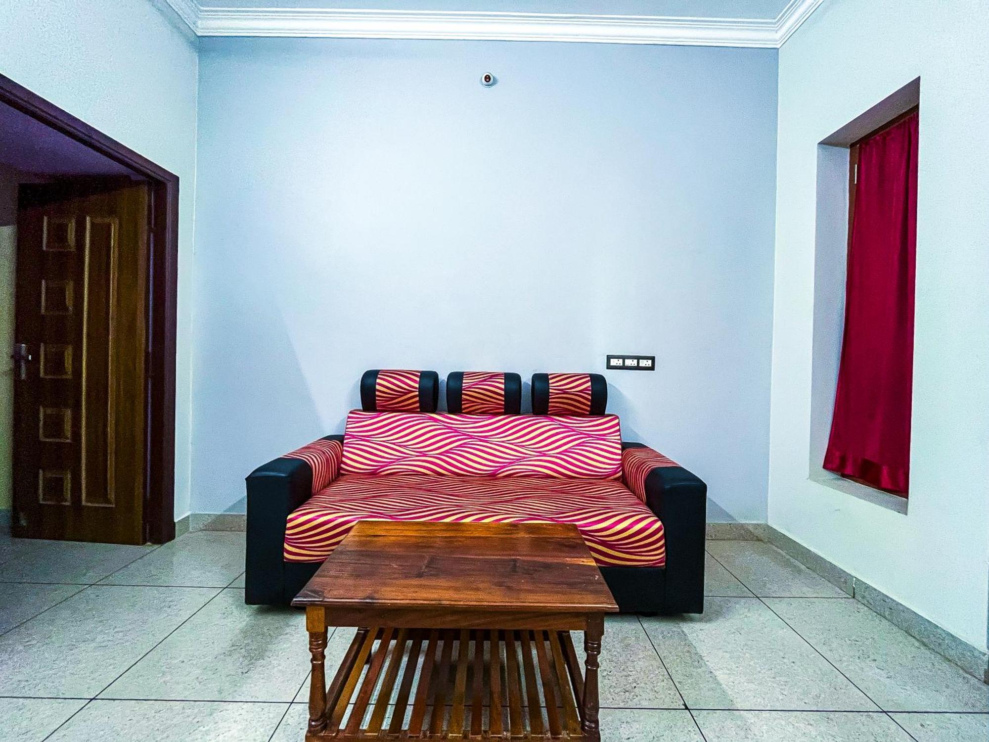 Royal Castle Residency Apartment Пондичери Екстериор снимка